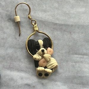 Super cute! Dog earrings